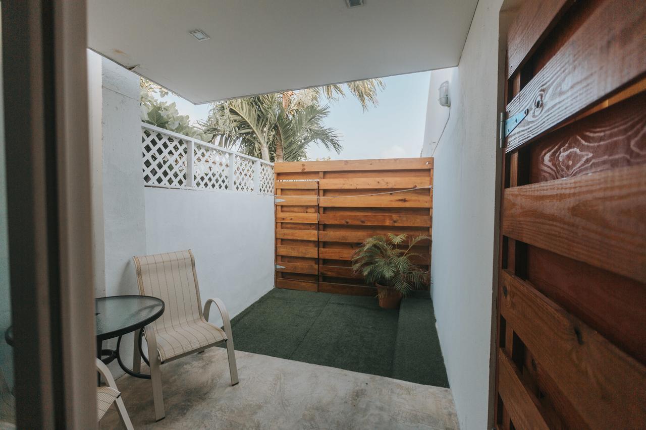 Buddha Studios Aruba Palm Beach Esterno foto