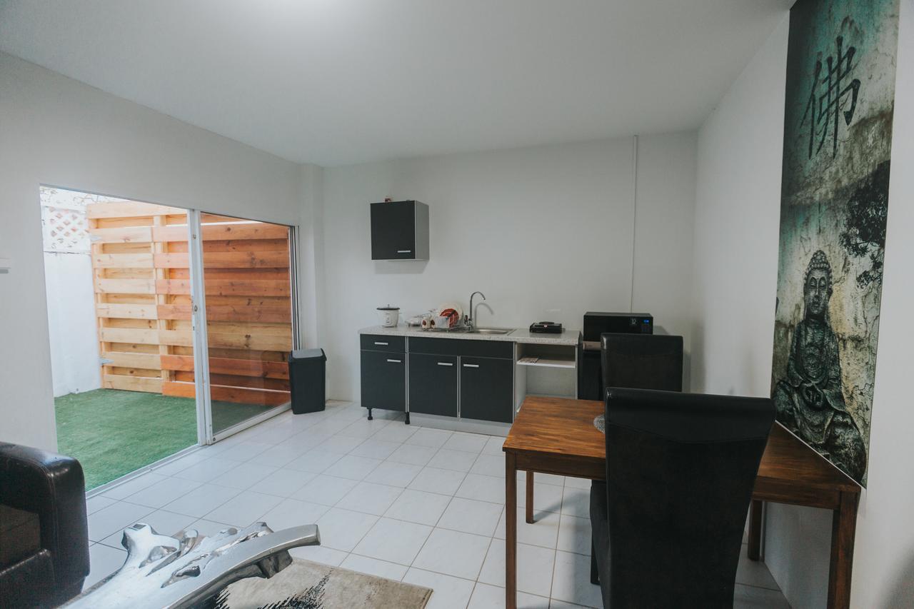 Buddha Studios Aruba Palm Beach Esterno foto